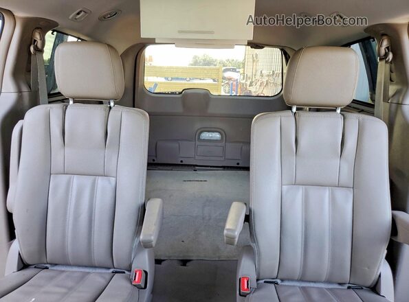 2C4RC1BG9GR135590 2016 CHRYSLER TOWN Синий Вид задних сидений