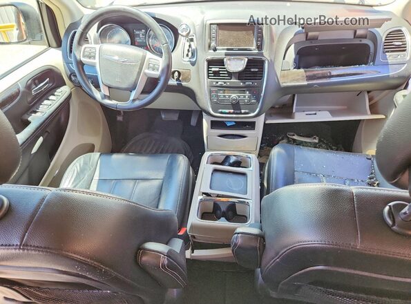 2C4RC1BG9GR164667 2016 CHRYSLER TOWN White წინა პანელის ხედი
