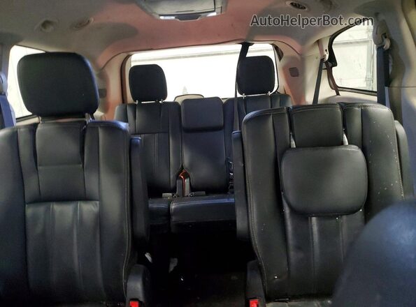 2C4RC1BG9GR174194 2016 CHRYSLER TOWN Gold Вид задніх сидінь