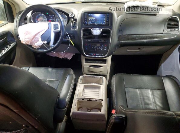 2C4RC1BG9GR174194 2016 CHRYSLER TOWN Gold Вид панелі приладів
