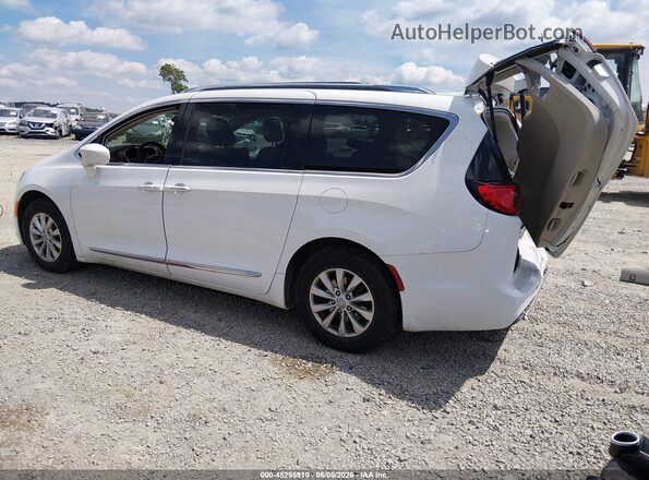 2C4RC1BG9JR110549 2018 CHRYSLER PACIFICA White Задня ліва чверть