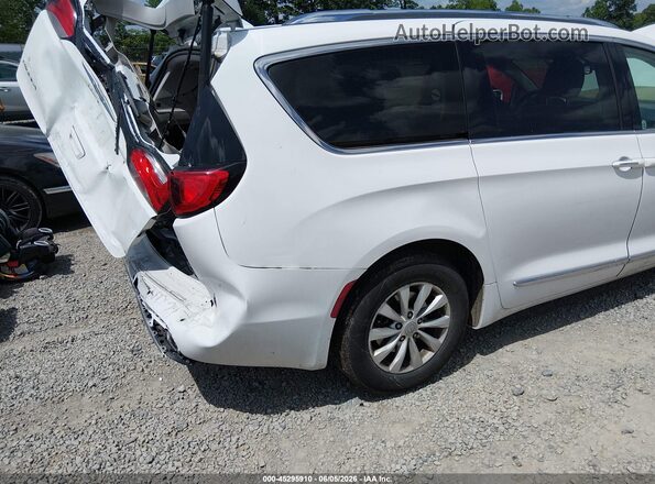 2C4RC1BG9JR110549 2018 CHRYSLER PACIFICA White 