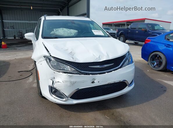 2C4RC1BG9LR128200 2020 CHRYSLER PACIFICA Белый Вид спереди