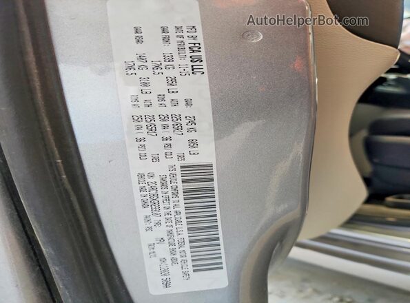 2C4RC1BGXGR233107 2016 CHRYSLER TOWN Silver 