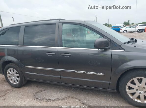 2C4RC1BGXGR293436 2016 CHRYSLER TOWN & COUNTRY Gray უკანა სალონის ხედი