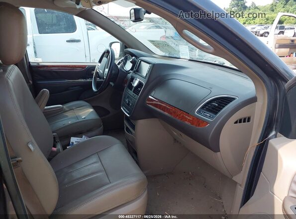 2C4RC1BGXGR296787 2016 CHRYSLER TOWN & COUNTRY Gray Front interior view