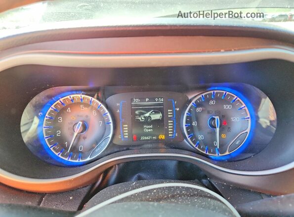 2C4RC1BGXJR117963 2018 CHRYSLER PACIFICA Серый Вид щитка приборов