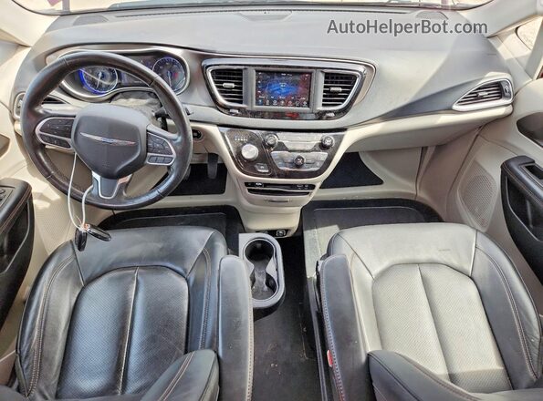 2C4RC1BGXLR182881 2020 CHRYSLER PACIFICA Бордовый Вид панели приборов