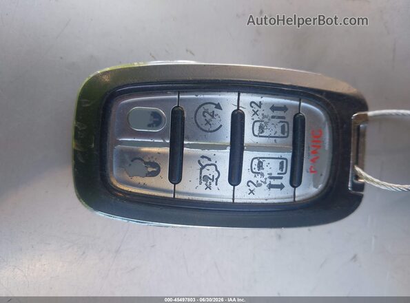 2C4RC1BGXLR268577 2020 CHRYSLER PACIFICA White Вид панелі приладів
