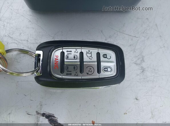 2C4RC1BGXNR198095 2022 CHRYSLER PACIFICA Gray Vista del salpicadero