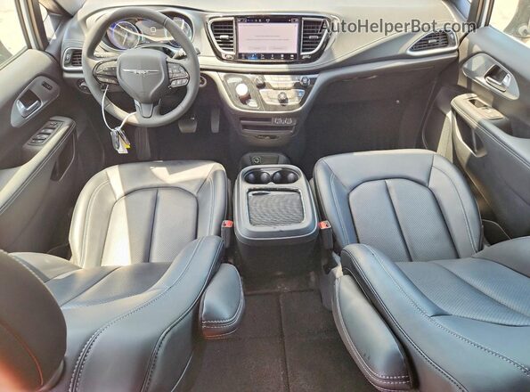 2C4RC1BGXRR107722 2024 CHRYSLER PACIFICA White Widok deski rozdzielczej