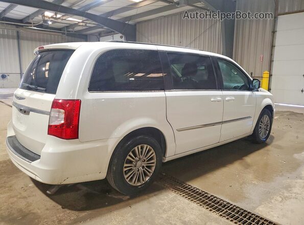 2C4RC1CG0GR240419 2016 CHRYSLER TOWN White Trasero derecho