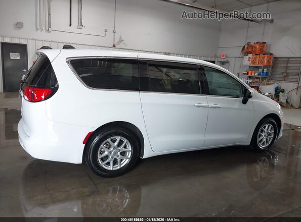 2C4RC1CG0MR568404 2021 CHRYSLER VOYAGER White 