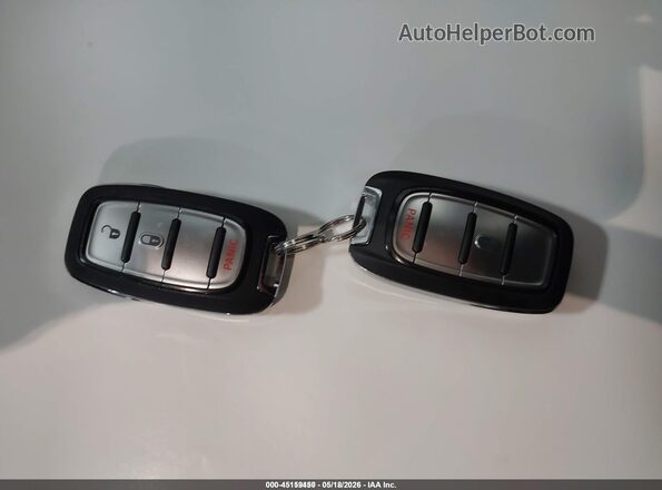 2C4RC1CG0MR568404 2021 CHRYSLER VOYAGER White 