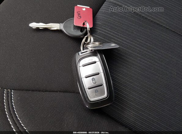 2C4RC1CG0MR577622 2021 CHRYSLER VOYAGER White Вид панелі приладів