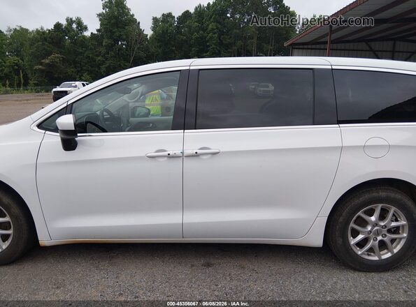 2C4RC1CG0PR615628 2023 CHRYSLER VOYAGER White Vista interior de 360 grados