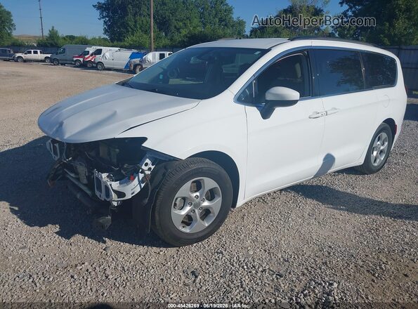 2C4RC1CG1HR500442 2017 CHRYSLER PACIFICA White Przód lewy