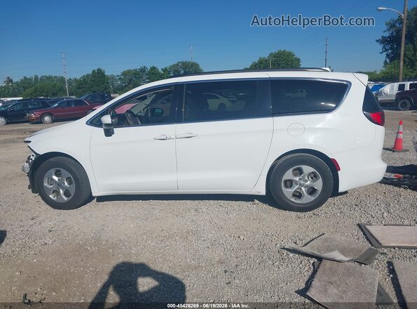 2C4RC1CG1HR500442 2017 CHRYSLER PACIFICA White 