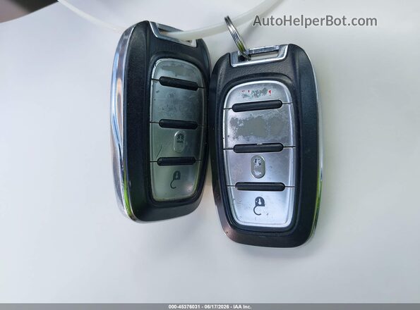 2C4RC1CG1HR608897 2017 CHRYSLER PACIFICA Gray Vista del salpicadero
