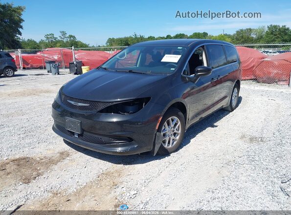 2C4RC1CG1PR563815 2023 CHRYSLER VOYAGER Black Przód lewy