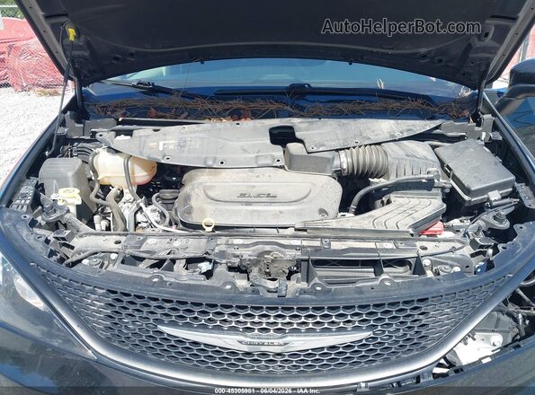 2C4RC1CG1PR563815 2023 CHRYSLER VOYAGER Black Widok z tyłu