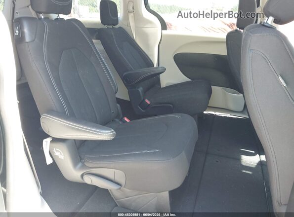 2C4RC1CG1PR563815 2023 CHRYSLER VOYAGER Black Widok naklejki z numerem VIN