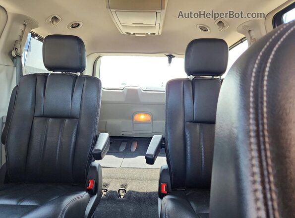 2C4RC1CG3GR105337 2016 CHRYSLER TOWN Gray 