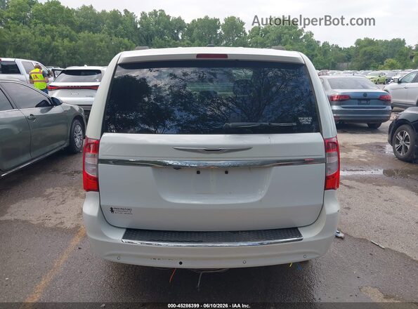 2C4RC1CG3GR120968 2016 CHRYSLER TOWN & COUNTRY White 