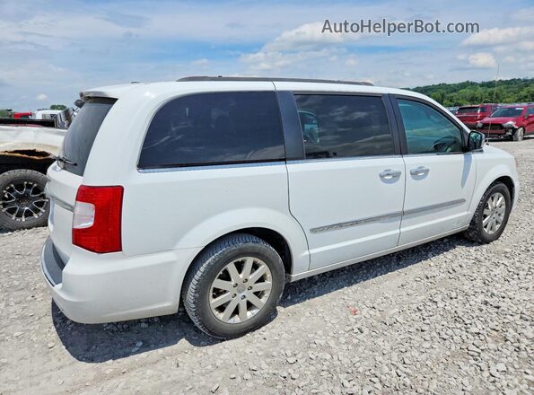 2C4RC1CG3GR221945 2016 CHRYSLER TOWN White Задня права чверть