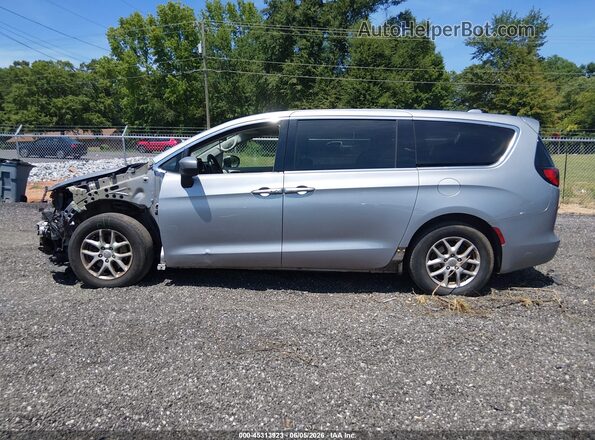2C4RC1CG3JR132352 2018 CHRYSLER PACIFICA Серебряный 