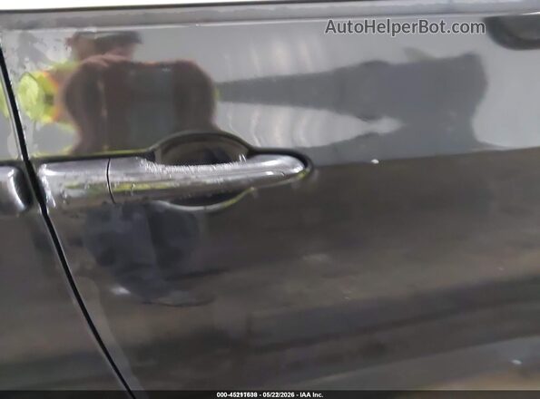 2C4RC1CG3LR195616 2020 CHRYSLER VOYAGER Black 