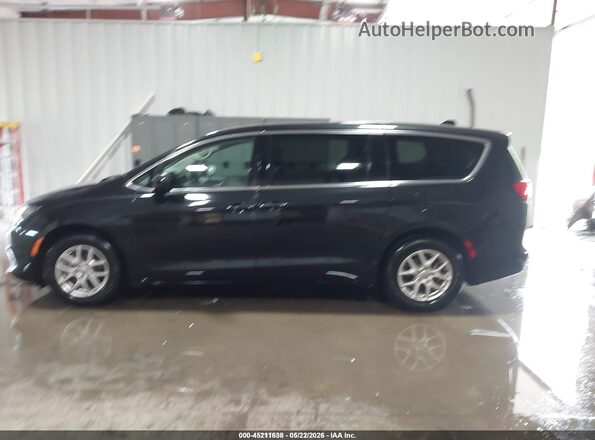 2C4RC1CG3LR195616 2020 CHRYSLER VOYAGER Black 