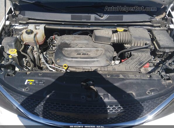 2C4RC1CG3MR577677 2021 CHRYSLER VOYAGER Белый 