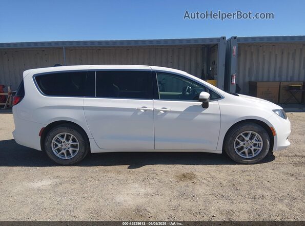 2C4RC1CG3MR577677 2021 CHRYSLER VOYAGER Белый 