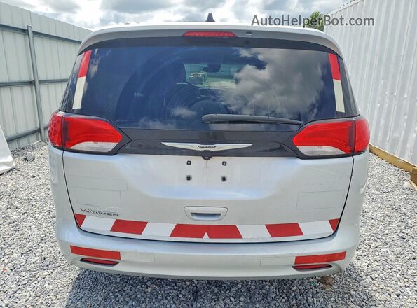 2C4RC1CG3PR553996 2023 CHRYSLER VOYAGER Серебряный Вид сзади