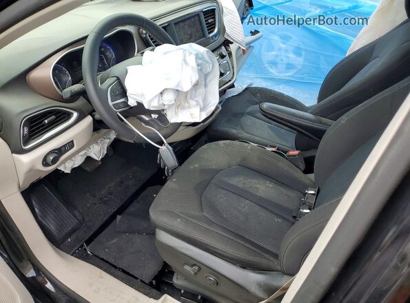 2C4RC1CG3RR101243 2024 CHRYSLER VOYAGER Черный Вид салона спереди