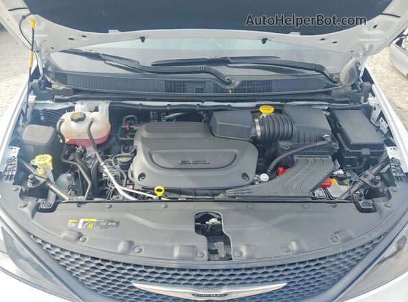 2C4RC1CG3SR533398 2025 CHRYSLER VOYAGER White Engine compartment view