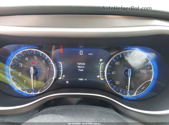 2C4RC1CG3SR533546 2025 CHRYSLER VOYAGER Красный Вид задних сидений
