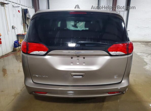 2C4RC1CG4HR578231 2017 CHRYSLER PACIFICA Silver Widok z tyłu