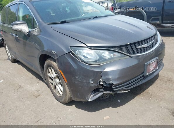 2C4RC1CG4JR148625 2018 CHRYSLER PACIFICA Gray Вид спереду
