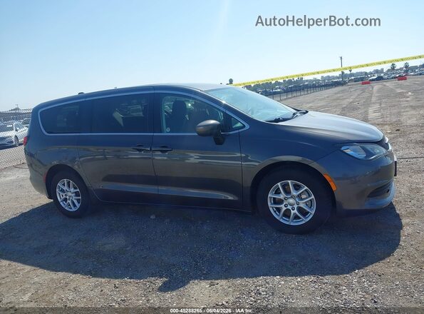 2C4RC1CG4LR205134 2020 CHRYSLER VOYAGER Gray 