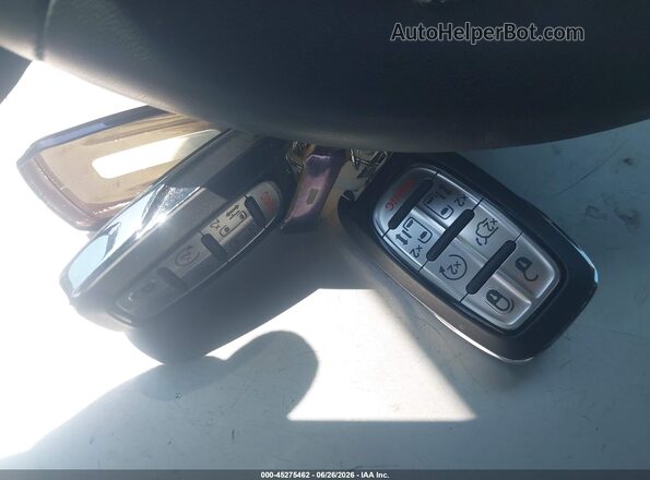 2C4RC1CG4RR176694 2024 CHRYSLER VOYAGER Black წინა პანელის ხედი