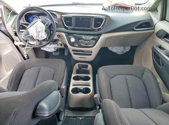 2C4RC1CG5MR571184 2021 CHRYSLER VOYAGER Серебряный Вид панели приборов