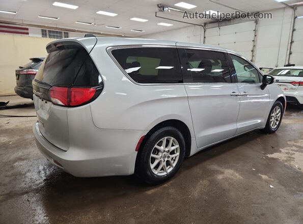 2C4RC1CG5NR165763 2022 CHRYSLER VOYAGER Silver 