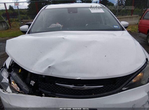2C4RC1CG5PR557628 2023 CHRYSLER VOYAGER Белый Вид сзади