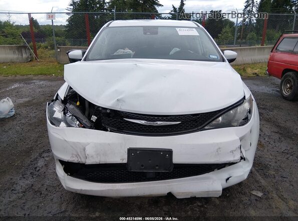 2C4RC1CG5PR557628 2023 CHRYSLER VOYAGER Белый Вид щитка приборов