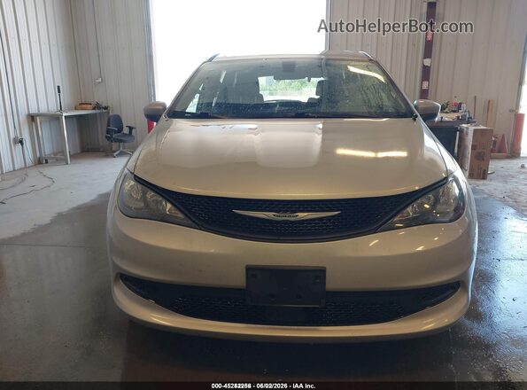 2C4RC1CG6NR146509 2022 CHRYSLER VOYAGER Silver Front view