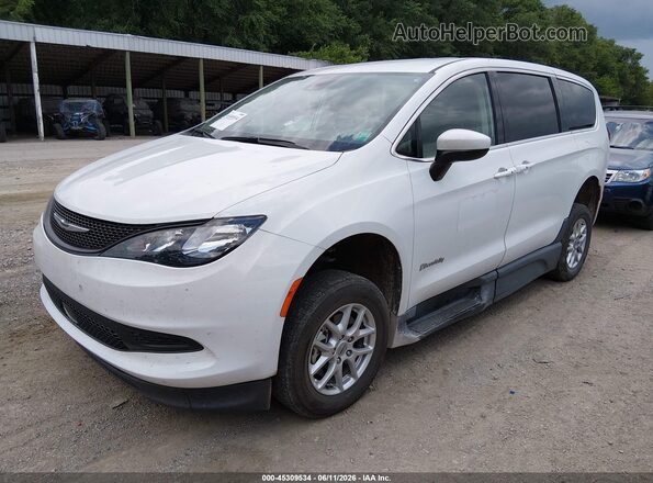 2C4RC1CG6PR564927 2023 CHRYSLER VOYAGER White Առջևի ձախ երեք քառորդ տեսարան