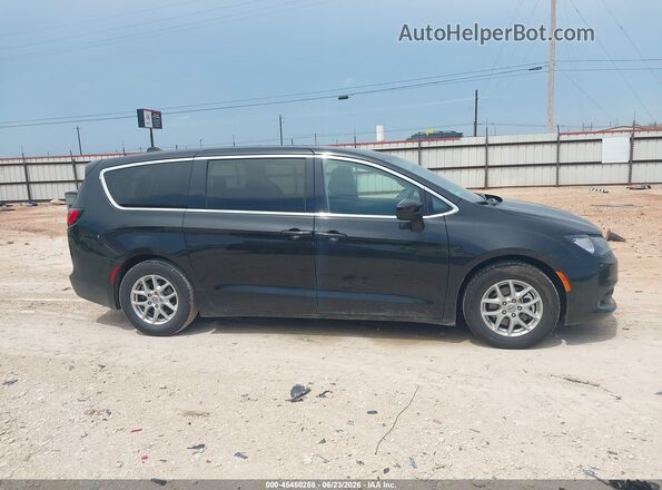 2C4RC1CG6PR619912 2023 CHRYSLER VOYAGER Black Вид задньої частини салону