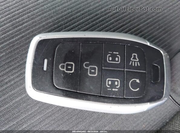 2C4RC1CG7PR616629 2023 CHRYSLER VOYAGER Черный Вид панели приборов